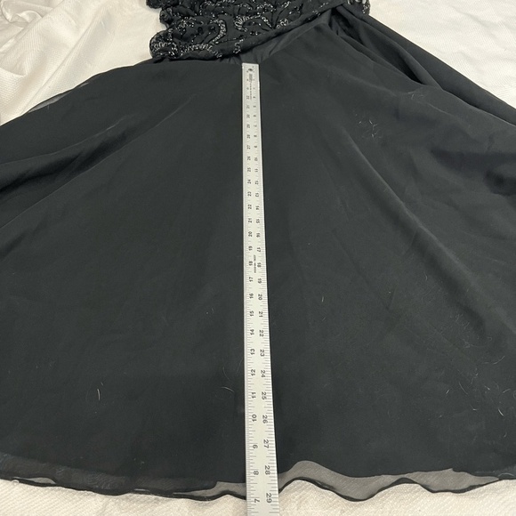 Papell Evening Black Heavily Beaded Top Formal Dress - Picture 8 of 10